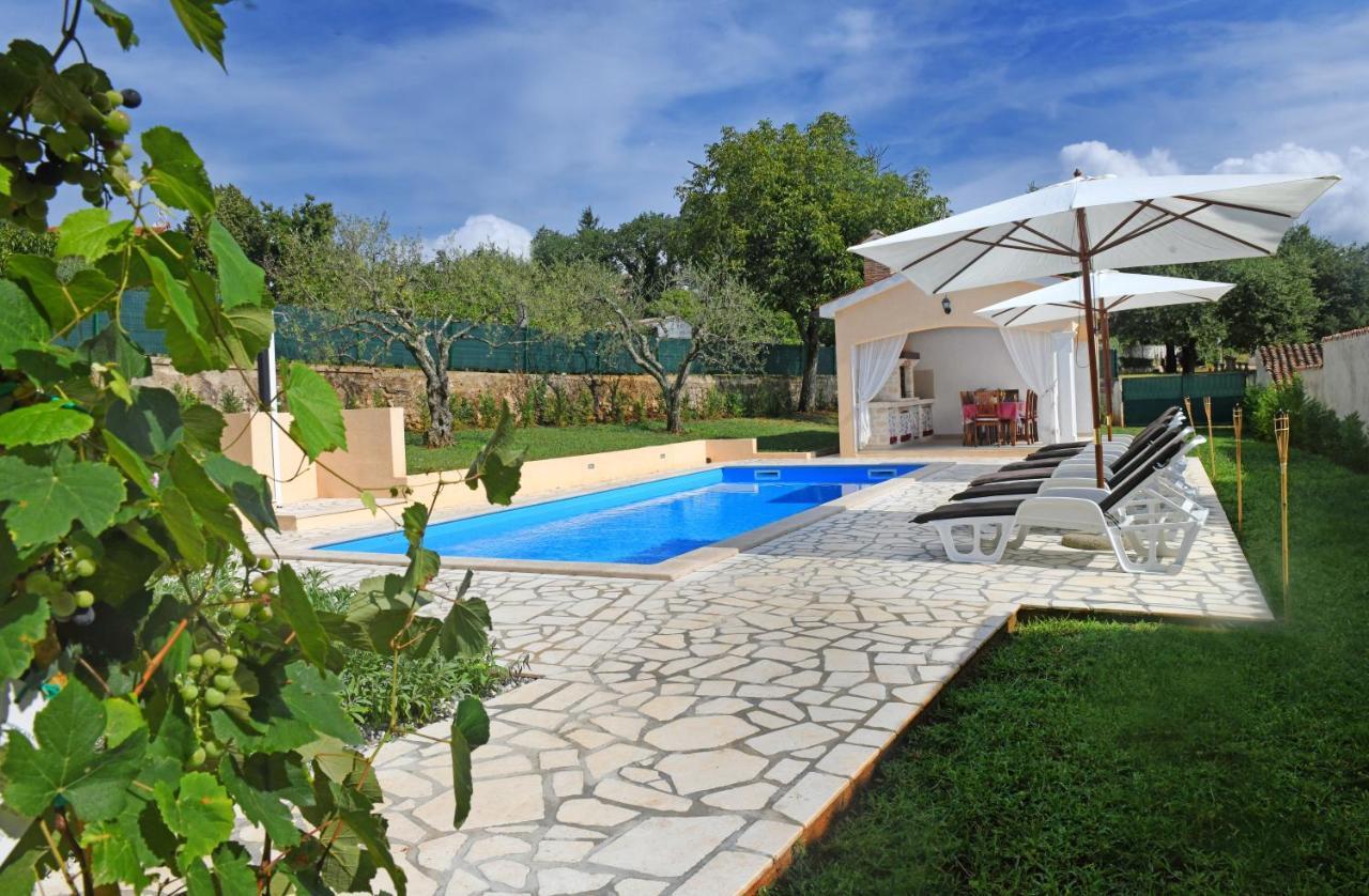 Villa Emilia Vižinada Esterno foto